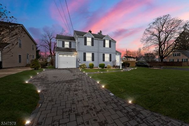 Attached, Backyard, Exterior, Facade, Rowhouse