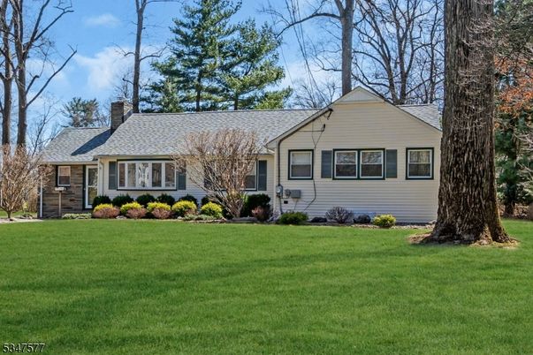 Backyard, Exterior, Facade, Cape Cod