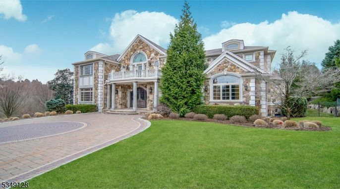 Backyard, Exterior, Facade, French Provincial