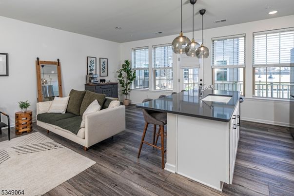 Interior, Kitchen, Living room, Pendant Lights, Recessed Lighting, Wood Texture Flooring