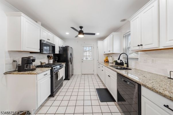 Interior, Kitchen, Recessed Lighting