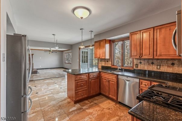 Interior, Kitchen, Pendant Lights, Stainless Steel Appliances