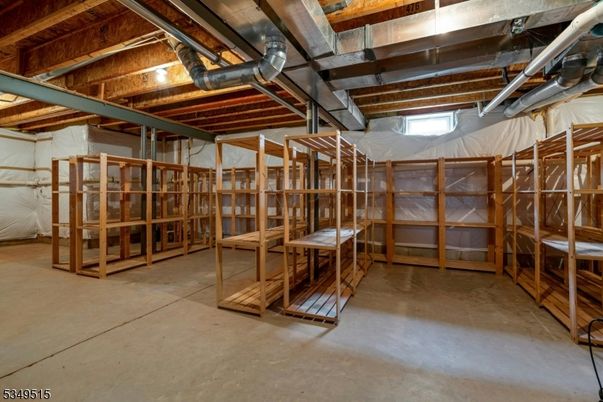 Garage, Interior, Wooden Beams, Wooden Ceilings