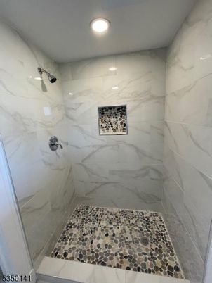Bathroom, Interior, Marble Walls, Recessed Lighting