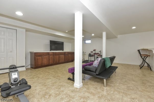 Fitness Equipment, Interior, Recessed Lighting