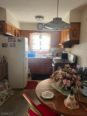 Dining room, Interior, Kitchen, Pendant Lights