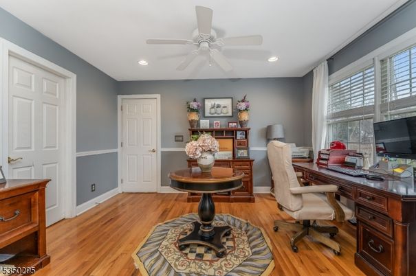 Home Office, Interior, Recessed Lighting, Wood Texture Flooring