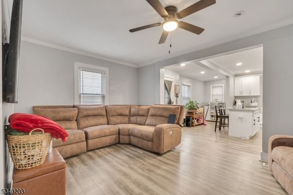 Interior, Kitchen, Living room, Recessed Lighting, Wood Texture Flooring