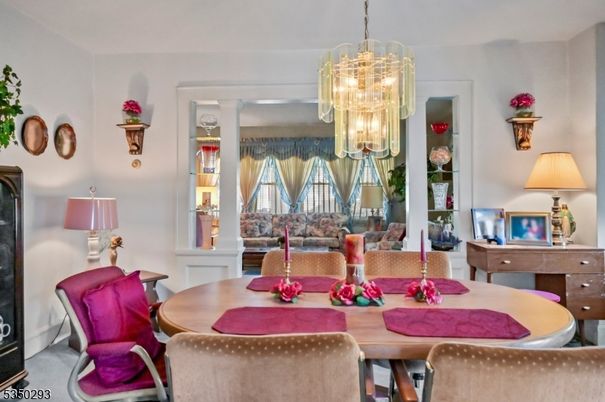 Chandelier, Dining room, Interior