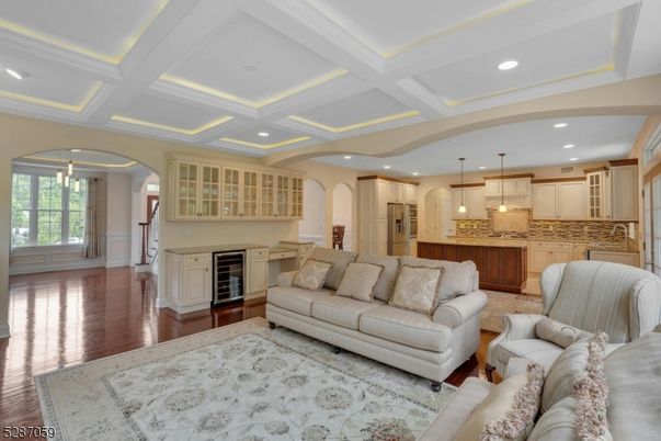 Interior, Kitchen, Living room, Pendant Lights, Recessed Lighting, Wood Texture Flooring