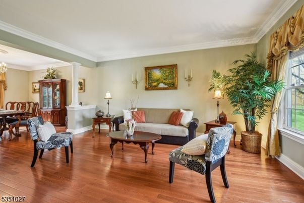 Chandelier, Dining room, Interior, Living room, Wood Texture Flooring