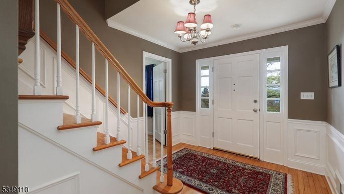 Chandelier, Interior, Wood Texture Flooring