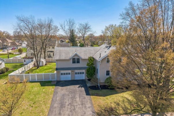 Attached, Backyard, Exterior, Facade, Cape Cod