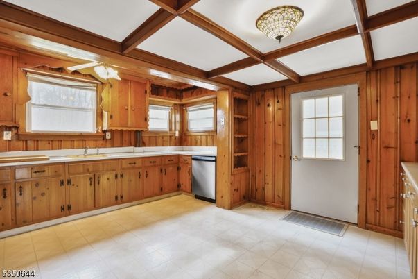 Interior, Kitchen, Wooden Beams, Wooden Walls