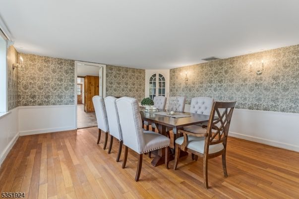 Dining room, Interior, Wood Texture Flooring