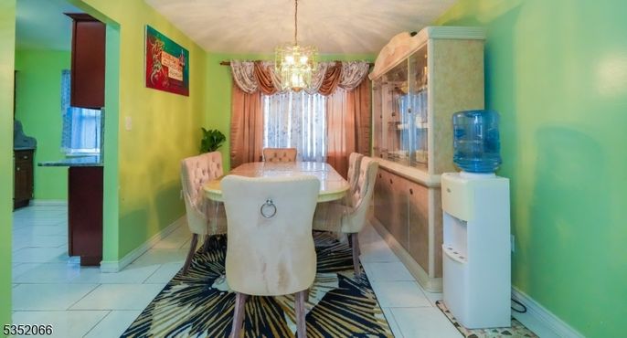Chandelier, Dining room, Interior
