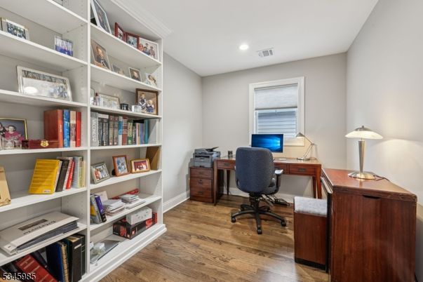 Home Office, Interior, Recessed Lighting, Wood Texture Flooring