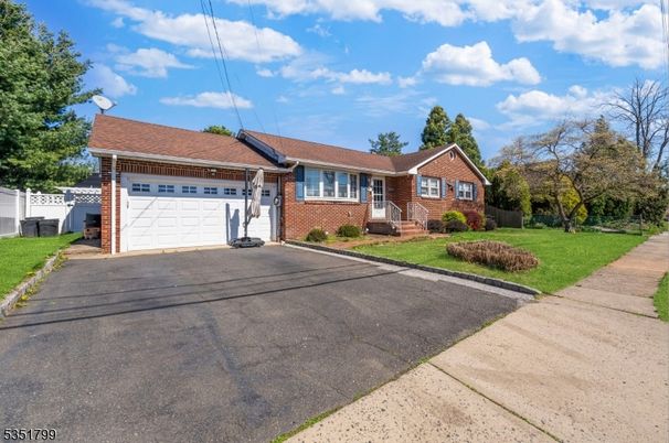 Attached, Exterior, Facade, Brick Facade, Cape Cod