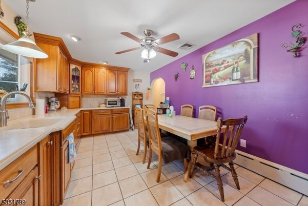 Dining room, Interior, Kitchen, Pendant Lights, Recessed Lighting