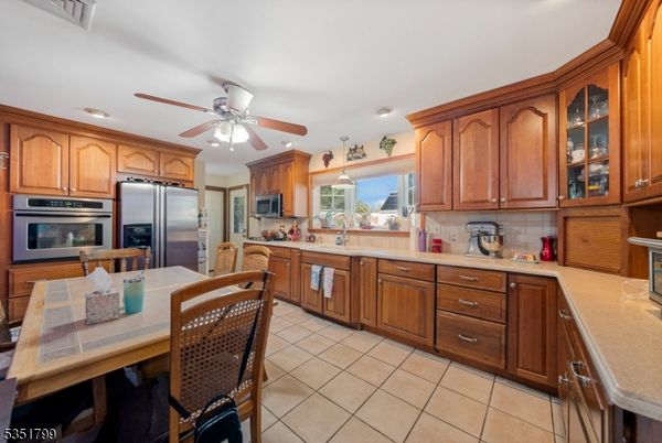Dining room, Interior, Kitchen, Recessed Lighting, Stainless Steel Appliances