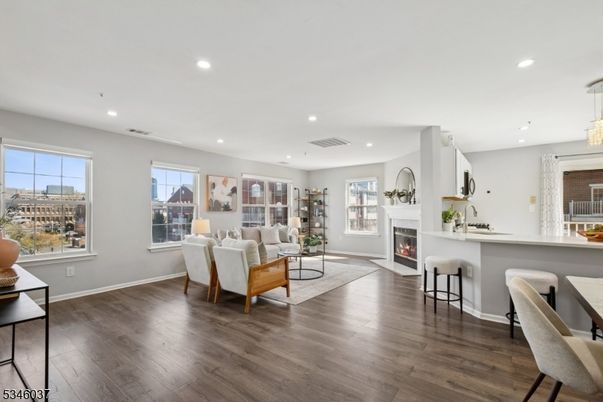 Fireplace, Interior, Living room, Pendant Lights, Recessed Lighting, Wood Texture Flooring
