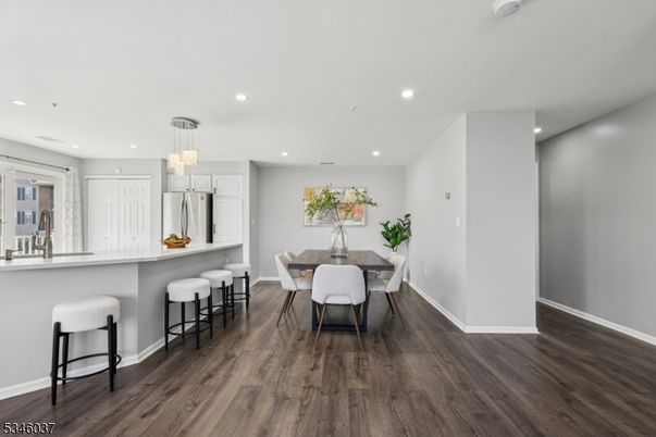 Dining room, Interior, Kitchen, Pendant Lights, Recessed Lighting, Wood Texture Flooring