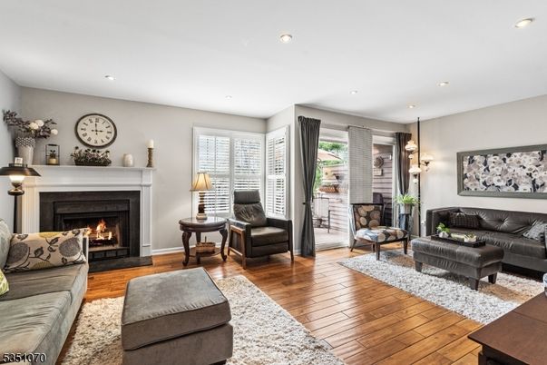 Fireplace, Interior, Living room, Pendant Lights, Recessed Lighting, Wood Texture Flooring