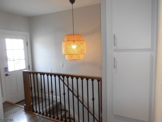 Interior, Pendant Lights, Wood Texture Flooring