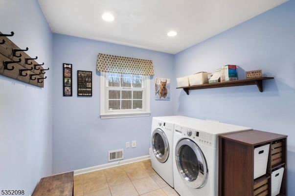 Interior, Recessed Lighting, Washer