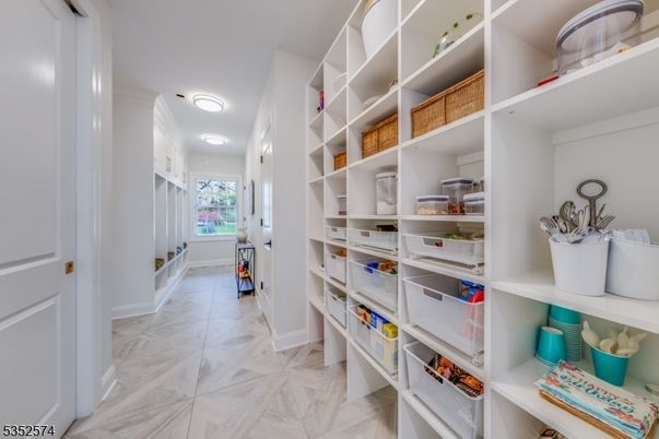 Interior, Marble, Walk-in Closets