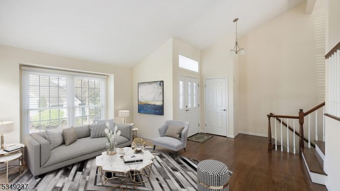 Interior, Living room, Pendant Lights, Wood Texture Flooring