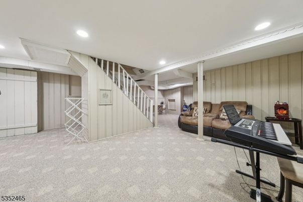 Interior, Piano, Recessed Lighting