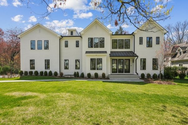 Backyard, Exterior, Facade, Farmhouse