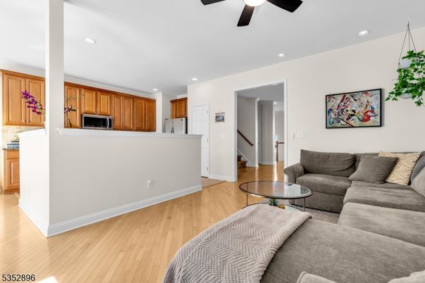 Interior, Kitchen, Living room, Recessed Lighting, Wood Texture Flooring