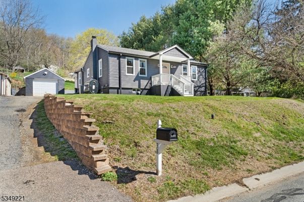 Backyard, Detached Garage, Exterior
