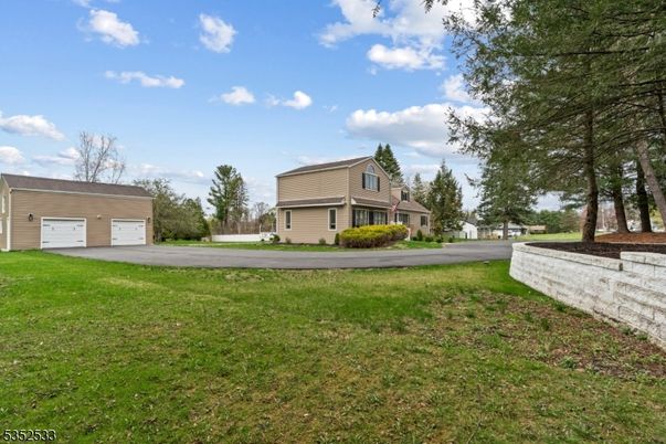 Backyard, Detached Garage, Exterior