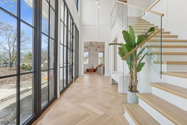 Interior, Pendant Lights, Wood Texture Flooring