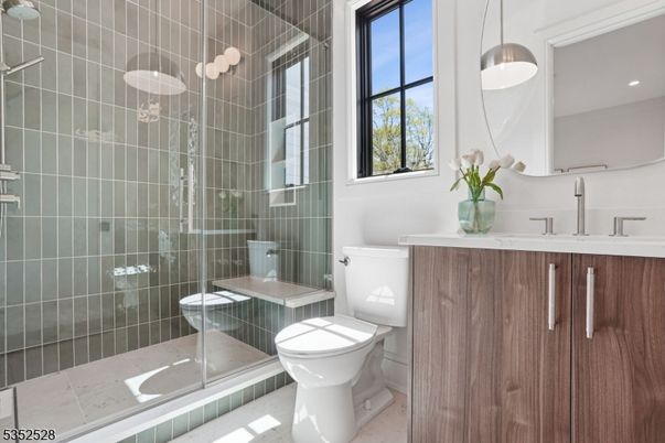 Bathroom, Glass Shower, Interior, Pendant Lights, Recessed Lighting