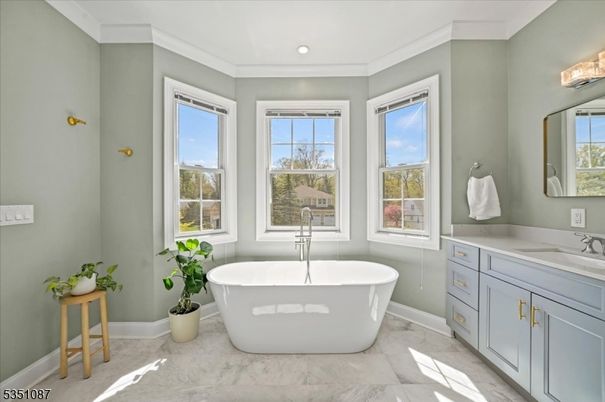 Bathroom, Free Standing Baths, Interior, Marble, Recessed Lighting