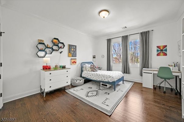 Bedroom, Home Office, Interior, Wood Texture Flooring