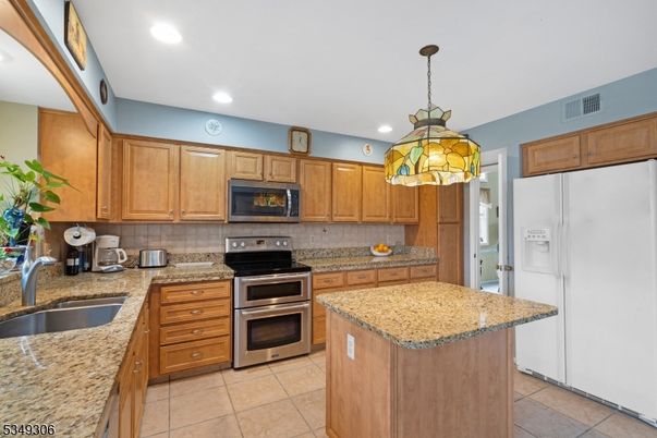 Interior, Kitchen, Pendant Lights, Recessed Lighting, Stainless Steel Appliances