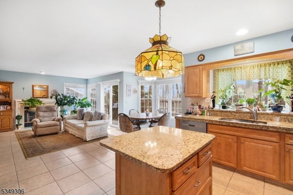 Dining room, Interior, Kitchen, Living room, Pendant Lights, Recessed Lighting