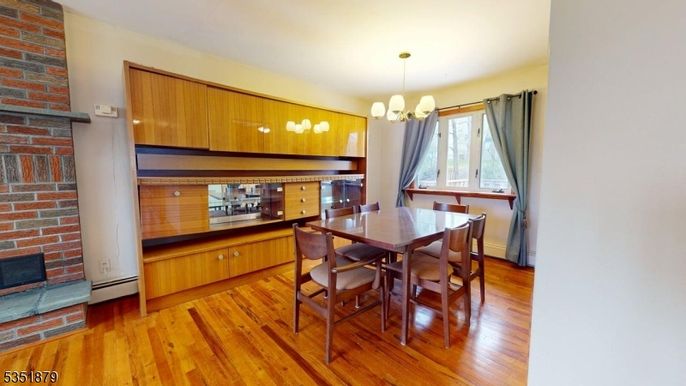 Dining room, Interior, Kitchen, Pendant Lights, Stone Walls, Wood Texture Flooring