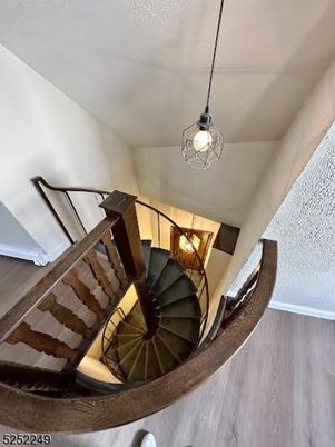 Interior, Pendant Lights, Wood Texture Flooring