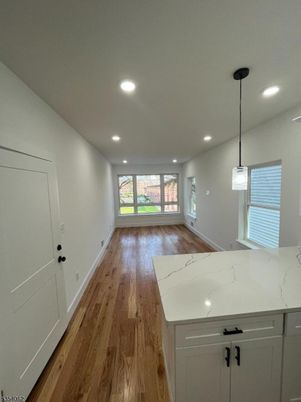 Interior, Pendant Lights, Recessed Lighting, Wood Texture Flooring