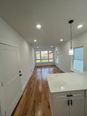 Interior, Pendant Lights, Recessed Lighting, Wood Texture Flooring