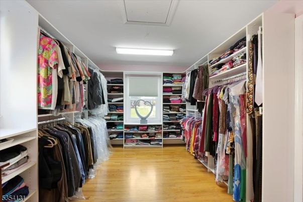 Interior, Walk-in Closets, Wood Texture Flooring