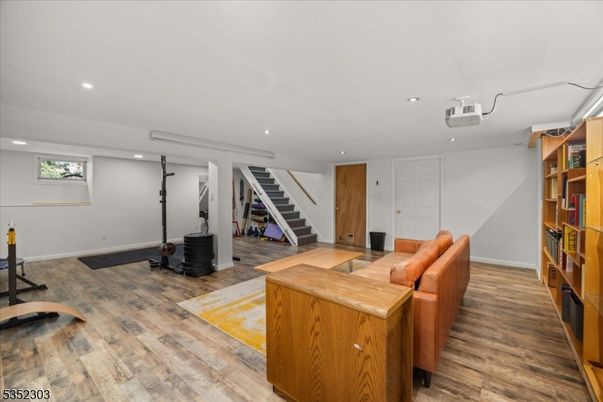 Fitness Equipment, Interior, Recessed Lighting, Wood Texture Flooring
