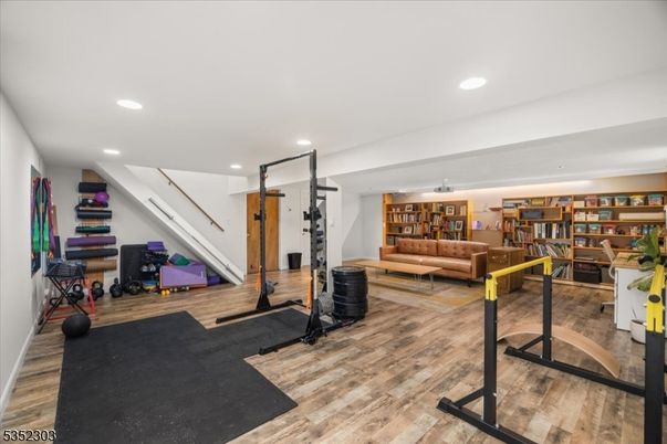 Fitness Equipment, Interior, Recessed Lighting, Wood Texture Flooring