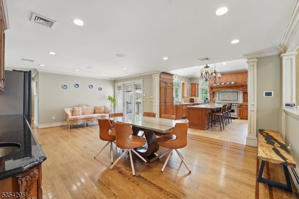 Chandelier, Dining room, Interior, Kitchen, Recessed Lighting, Wood Texture Flooring